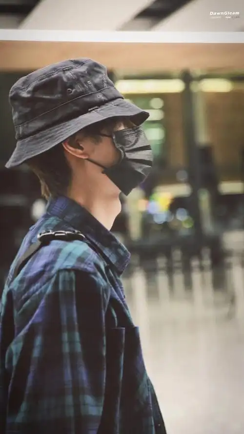 机场养蜂人090909来自合集王一博相关· 关注合集王一博粉丝群