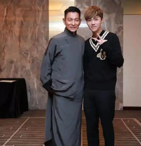 原来刘德华也有177 ? 流量身高对比