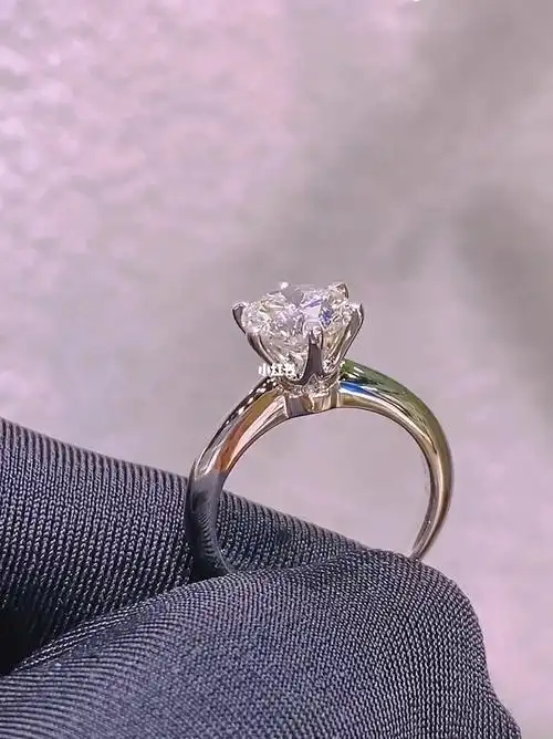 78重温百年经典六爪钻戒60最经典的款式