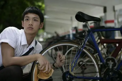 那些年柯震东得金马回校上学获钮承泽大赞