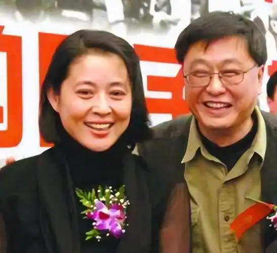 回顾倪萍一生5个男人只有郭达和陈凯歌让她刻骨铭心