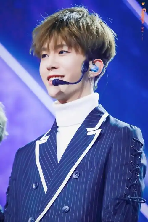 大厂男孩的图片集