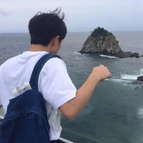 阳光高大上的微信头像男 男生头像图片大全 -【爱个性】