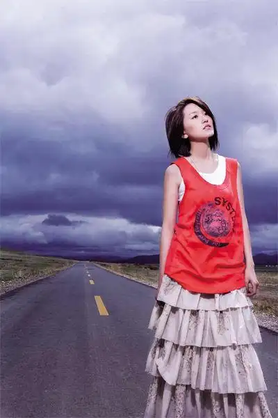 蔡淳佳展开内地宣传依恋翻唱法语歌