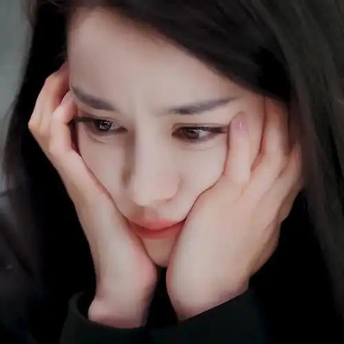 高雯我完了我完了,我居然亲了他.