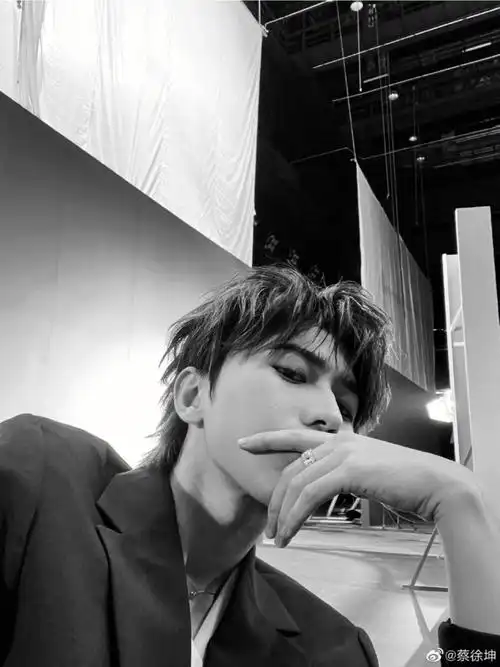 蔡徐坤  #蔡徐坤ikun  #全世界最好的蔡徐坤