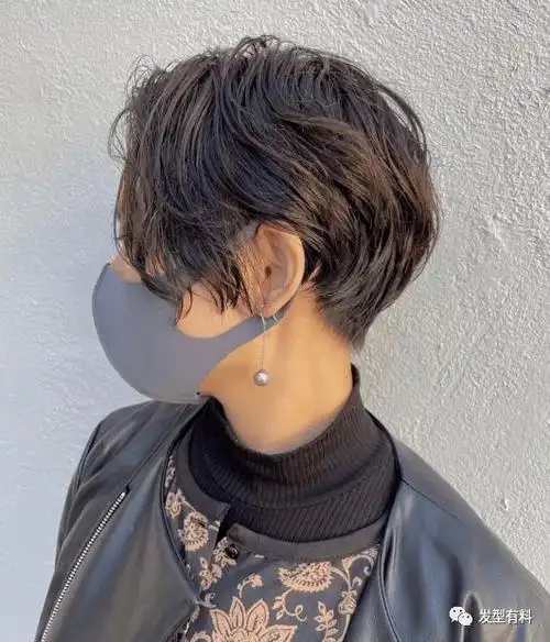 2021流行"蓬松烫"短发|发型|烫发|发量_网易订阅