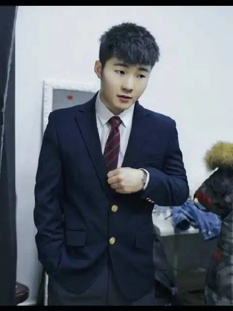 已经是春暖花开时,那就约个地方见一个面吧90@歌手白小白l小冉呀