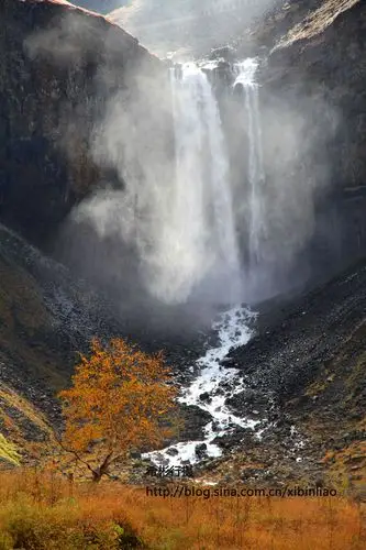 长白山天池 我的三大印象:1 秋天的景色太美了 2 通往天池的路与车,72