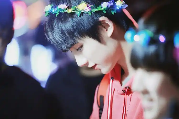 丁程鑫 _ tf练习生[图片专辑] _ 图片网