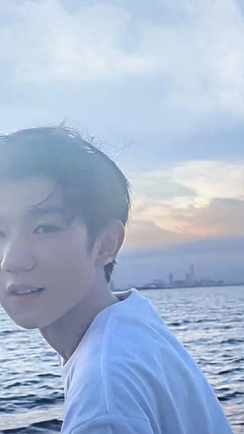 王源海边氛围感