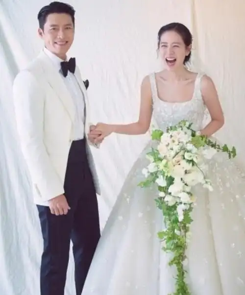 韩国结婚跳舞的视频韩国结婚跳舞很火的视频