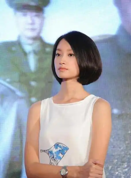 沈佳妮:体操运动员跨行当演员,30岁嫁29岁朱亚文生两女被当成宝