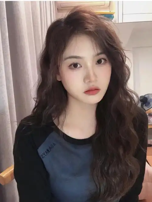 中长发高层次s烫发推荐浪漫法式烫懒人 发型