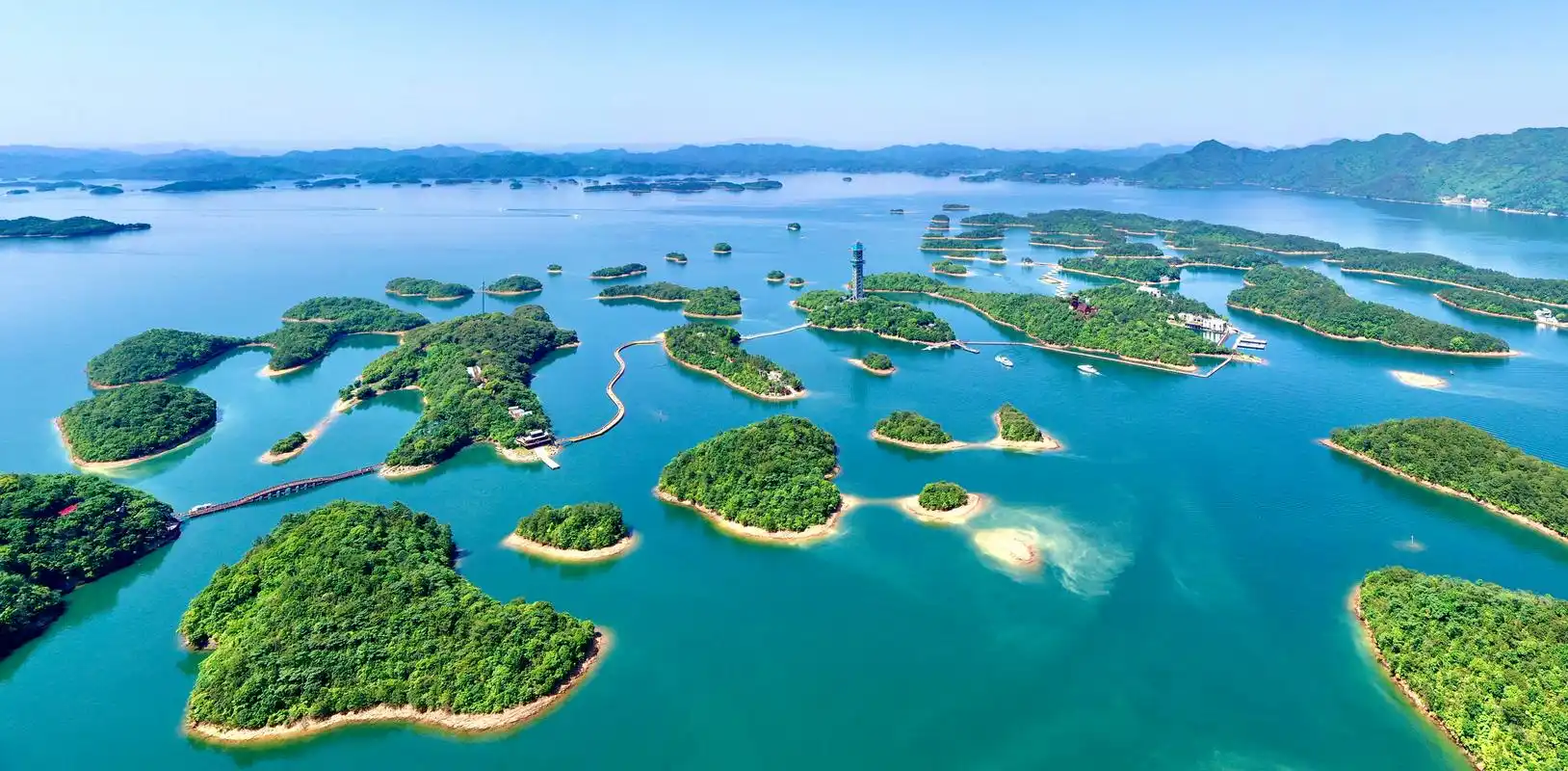 五一来江西放肆嗨# 庐山西海位于江西省九江市,是一处集国家级肪鞍