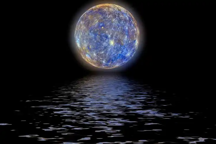 黑色背景下梦幻水星