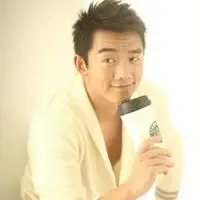 中国内地新生代85后男演员郑恺帅气头像图片_附郑恺个人资料-明星头像