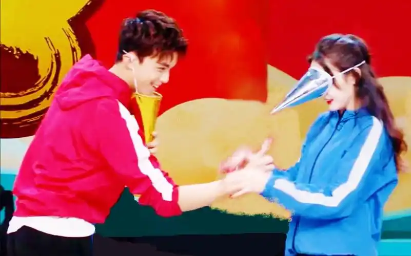 【吴磊×迪丽热巴】快乐大本营cut20180220