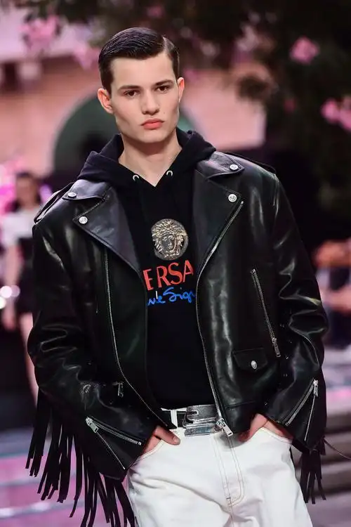 米兰男装周范思哲品牌时装秀