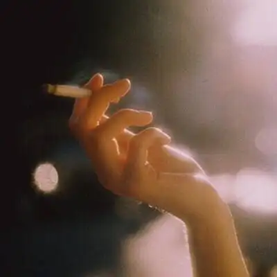 moon(你抽烟的手)