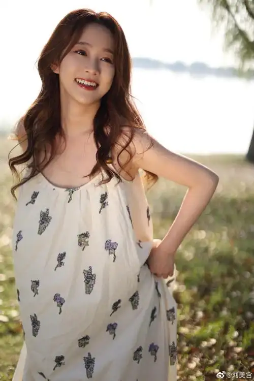 高考加油#周笔畅,李健,苏有朋,何炅,陈都灵,吴倩,杨幂,张新成,李雪琴