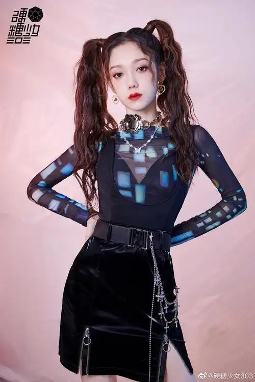 硬糖少女303 的微博: 硬糖少女303 #硬糖少女双马尾金曲舞. weibo.cn