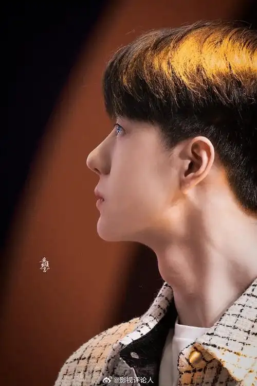 鼻子决定了颜值的上限#请欣赏大帅哥的神级侧颜和名品鼻子王一博的帅