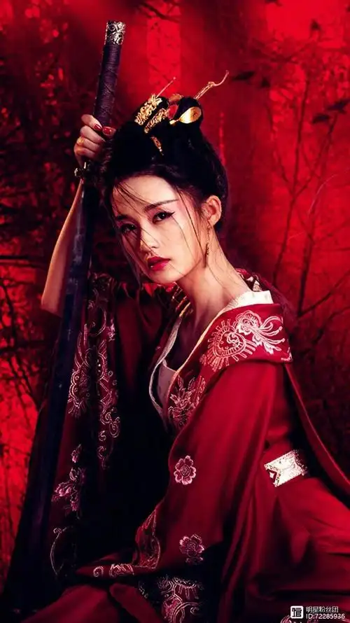 古装超美的李沁资源变好明年多部作品要来和大家见面