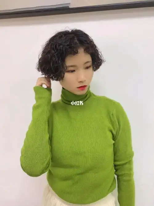短发羊毛卷超短发烫发