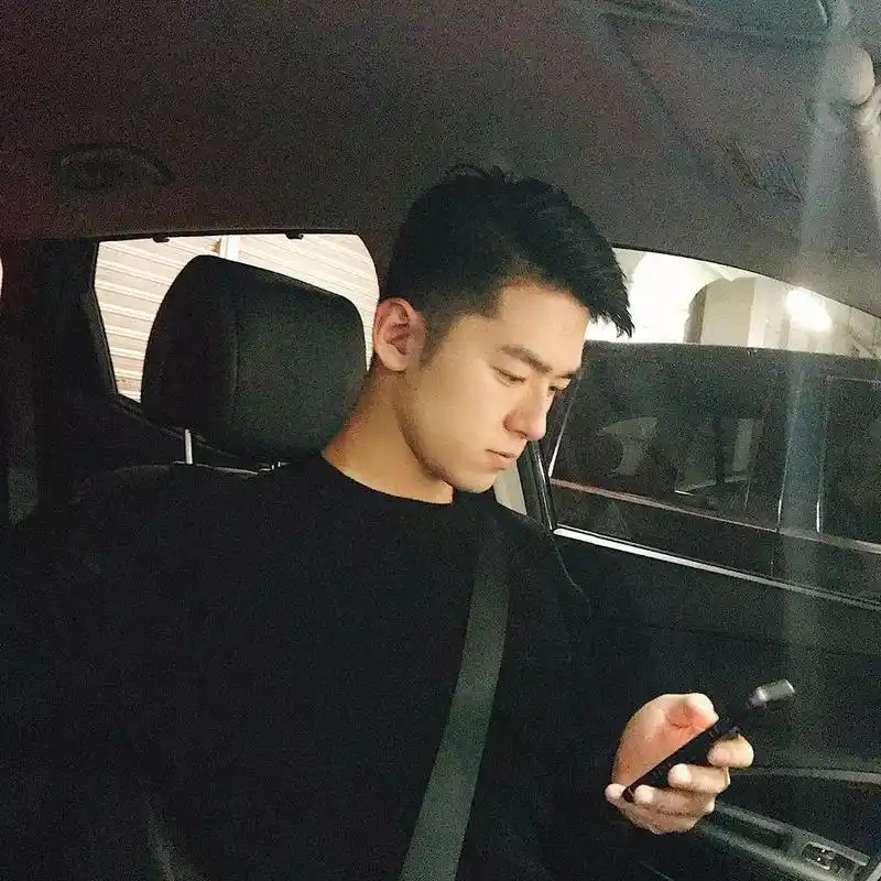 186cm的他是韩国最好看的男网红