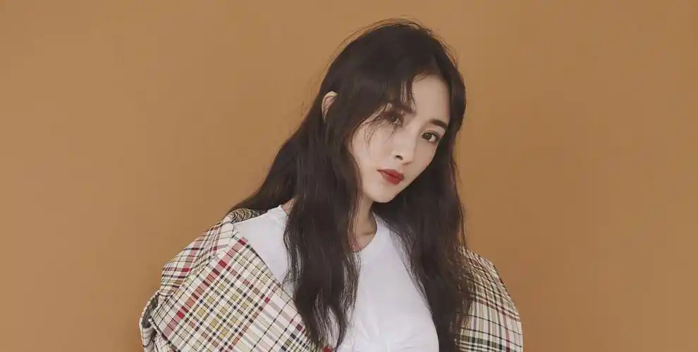 原创杨幂10个拍照姿势学起来日常就能拍好看的人像美照