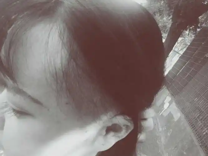 女生剃鬓角发型要怎么才好看?