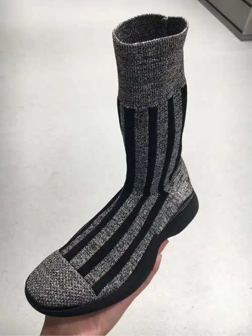 巴黎世家袜子鞋a货,巴黎世家袜子鞋官方价_奢侈品科普-幸福起航