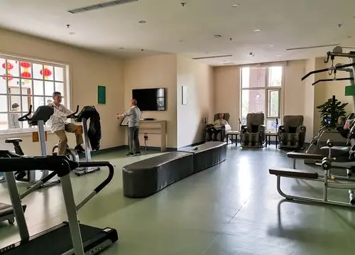 初访,体验养老院