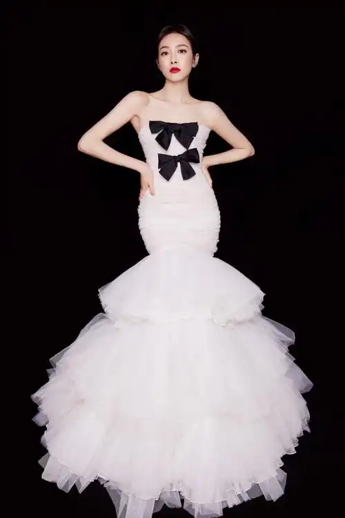 宋茜时尚芭莎年度派对