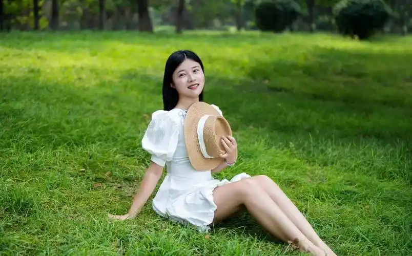 单人怎么拍照好看,8个拍照姿势,简约易学,拍得上镜好看-第4张图片-懂