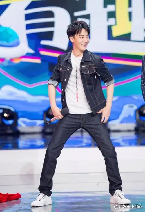 事实证明销声匿迹的黄轩走上了男演员的另一条康庄大道