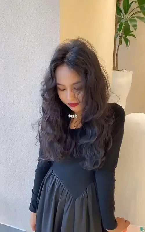 高颅顶蓬松法式烫发