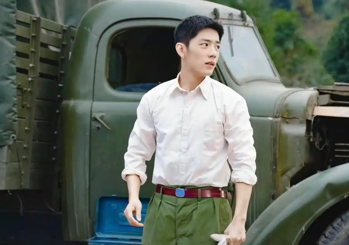 帅的男人果然都是上交给国家,《王牌部队》肖战军装好正