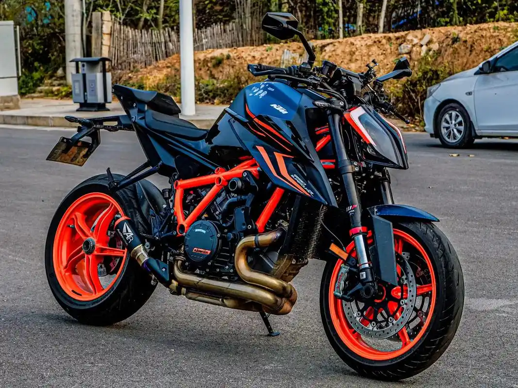 ktm天下第一#机车摄影 #超级公爵1290 #2023不负 - 抖音