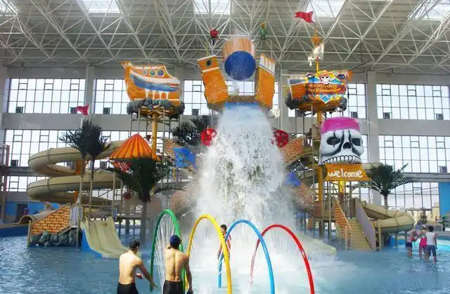室内恒温水上乐园惊艳亮相水上乐园设施先进现代