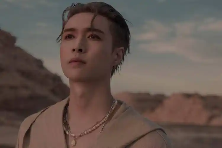 2021年即将圆满"收官",12月31日,一起期待张艺兴舞台的精彩呈现,同时