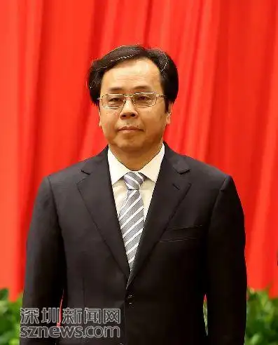 深圳新一届市委常委13人亮相