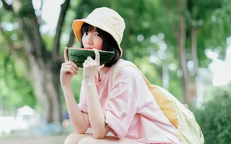 女人什么时候最需要爱情?这两个年龄段的女人,往往都渴望遇到