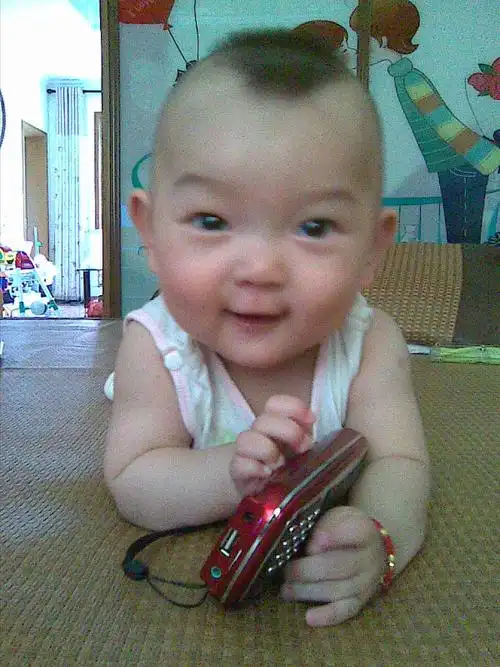 可爱的桃子头宝宝发型秀