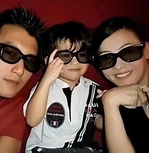 与谢霆锋纠缠26年依然选择在一起这样的爱情令人羡慕