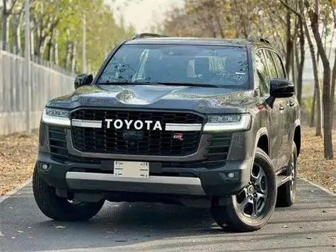 建立运动改装部分,推出高性能版本车型,丰田gr品牌就是负责干这事的