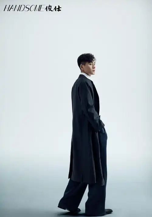 乔振宇沉稳帅气写真大片315