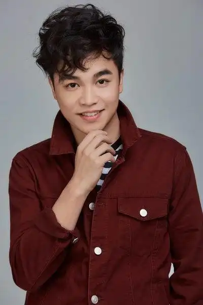 唱作歌手张峰奇内地发片金曲奖最年轻得奖者