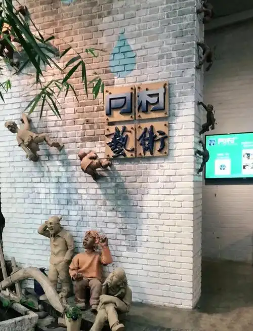 周末去哪游宋庄逛艺术小镇开启春日文艺之旅